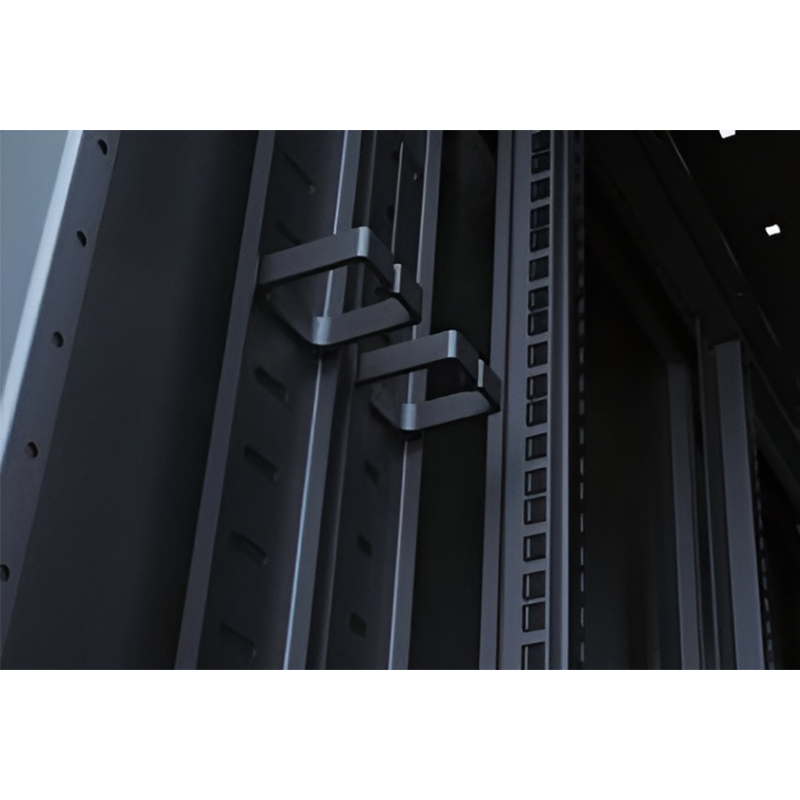 What are the main aspects of heat dissipation design for data center server cabinet?