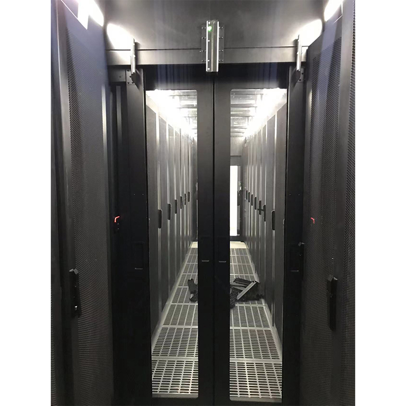Data Center Cold Aisle Containment (CAC)